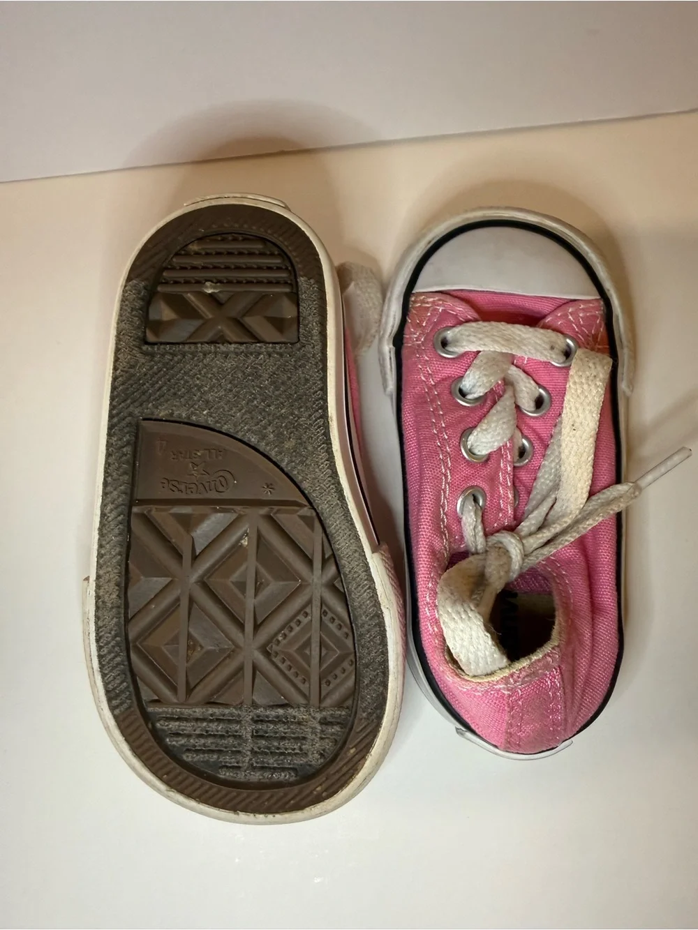 Converse Kids Pink Canvas Low-Top Sneakers with White Trim